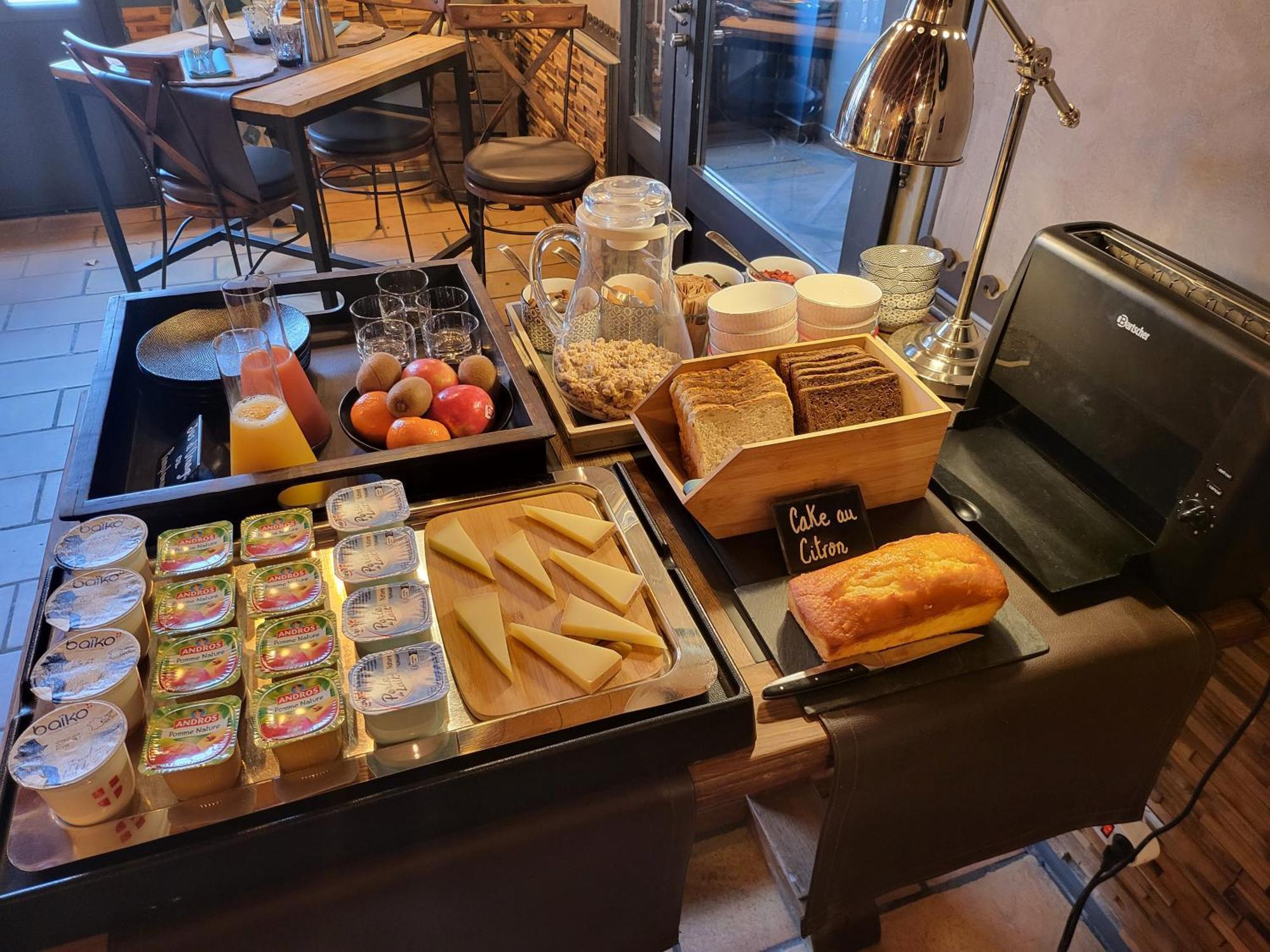 路塔伦酒店 毛萨纳-莱斯-阿尔皮勒 外观 照片